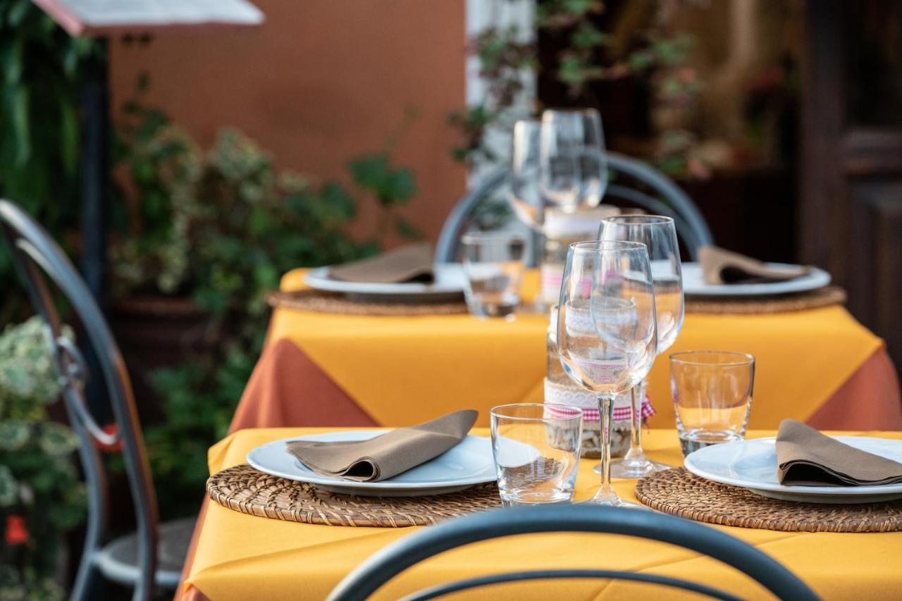 Casetta Di Butia, Glicine Apartment ボルゴ・ア・モッツァーノ エクステリア 写真