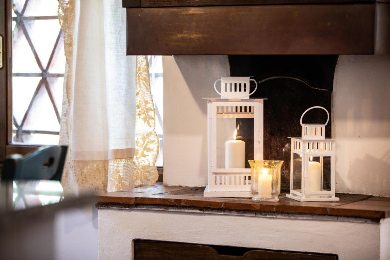 Casetta Di Butia, Glicine Apartment ボルゴ・ア・モッツァーノ エクステリア 写真